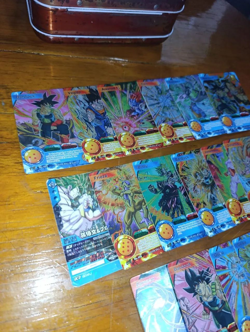 LOTE DE CARTAS DRAGON BALL SUPER + LATA - Foto 2