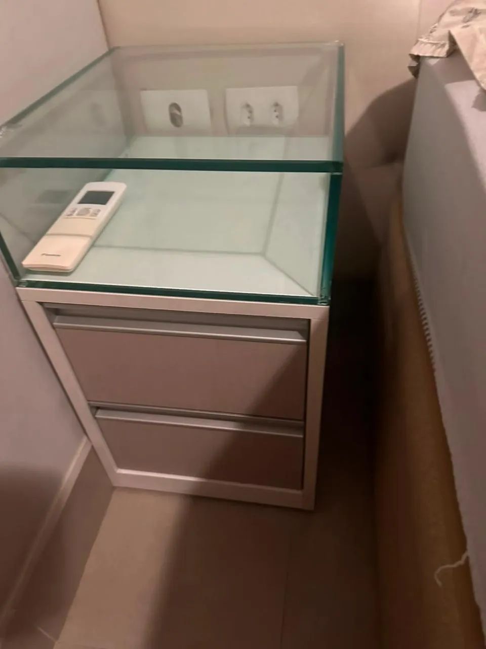 Cama baú King size com colchão e criados-mudos - Foto 4