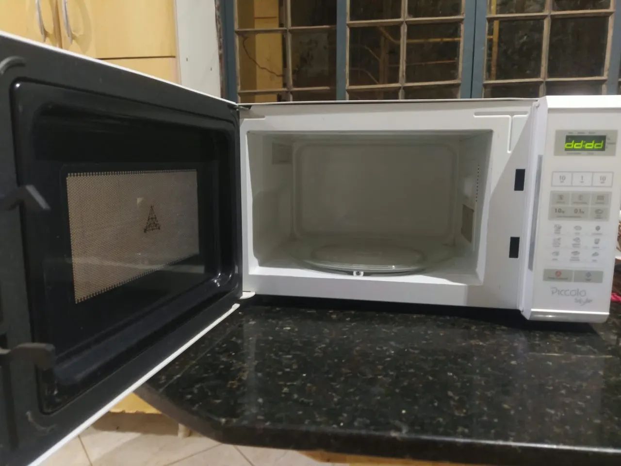Microondas Panasonic 21 litros - Foto 3