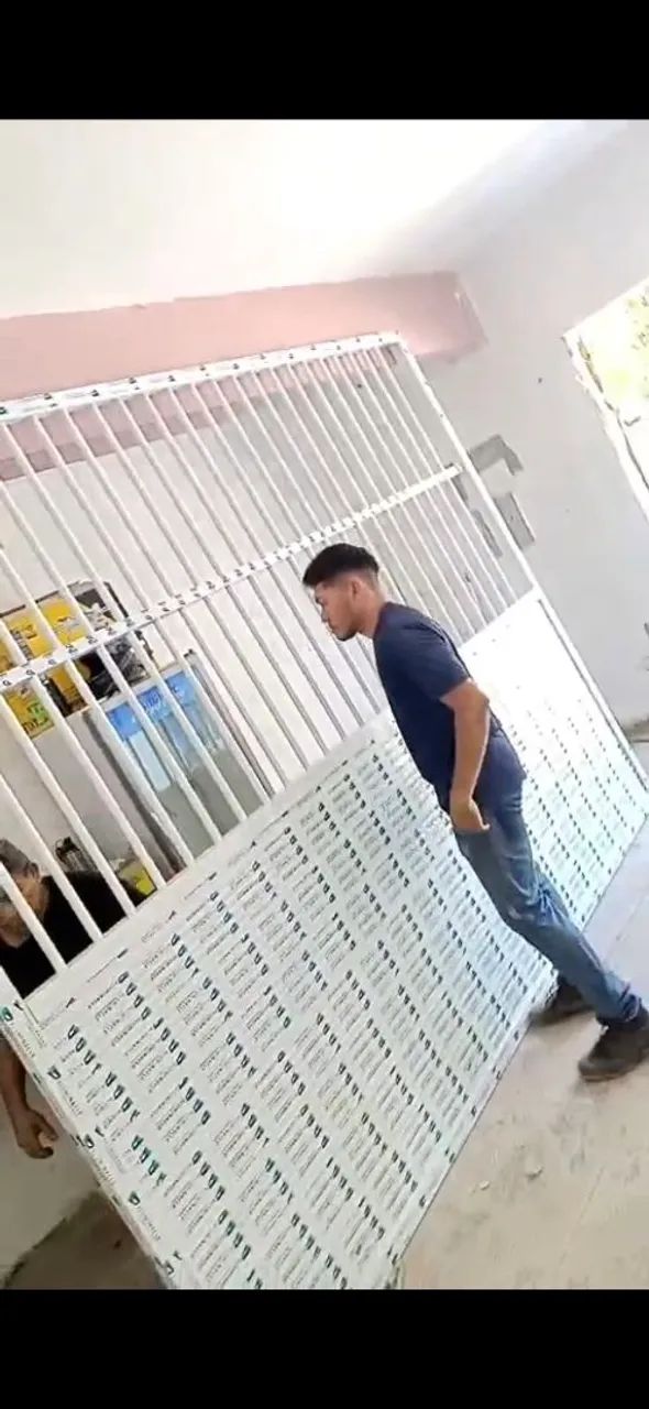 Esquadria de Alumínio e Vidro - Foto 2