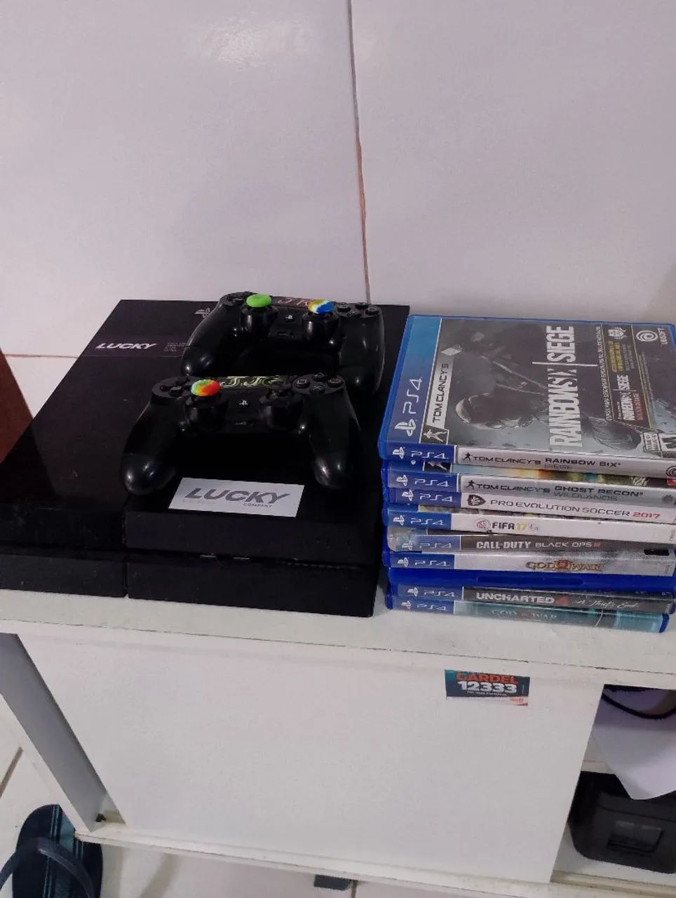 Vendo ps4 com defeito na fonte