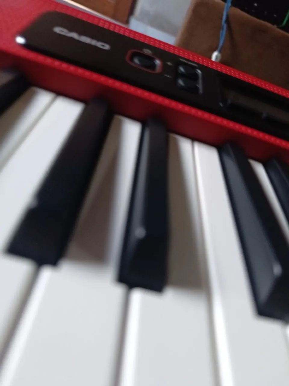 Teclado Casio seminovo