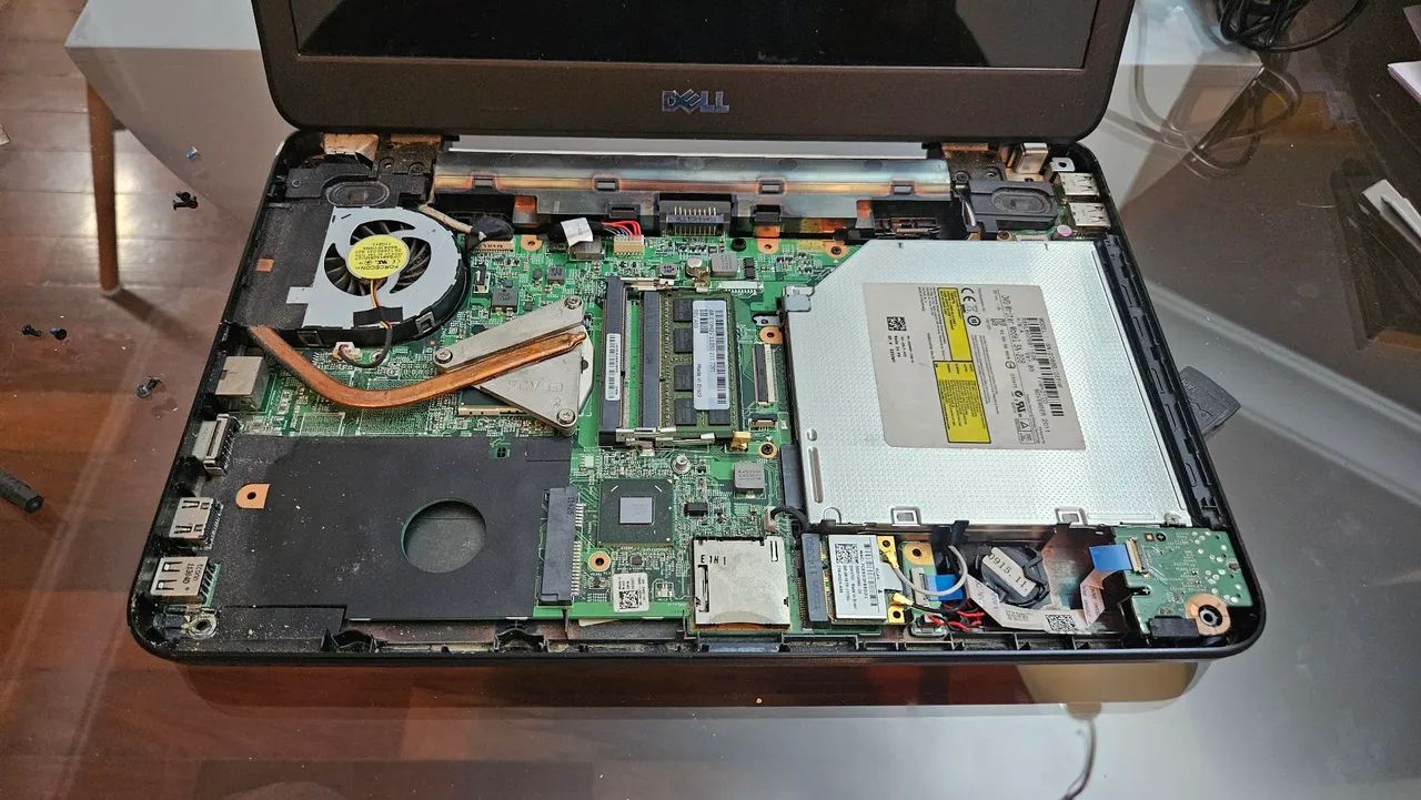 Notebook Dell Inspiron retirada de peças  - Foto 3