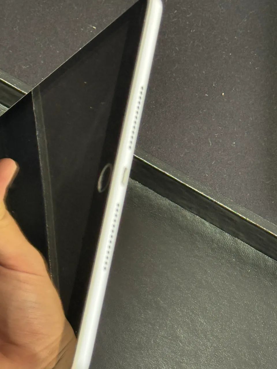 Vendo IPad 9ª geração 256 GB todo completo e pouco tempo de uso - Foto 2
