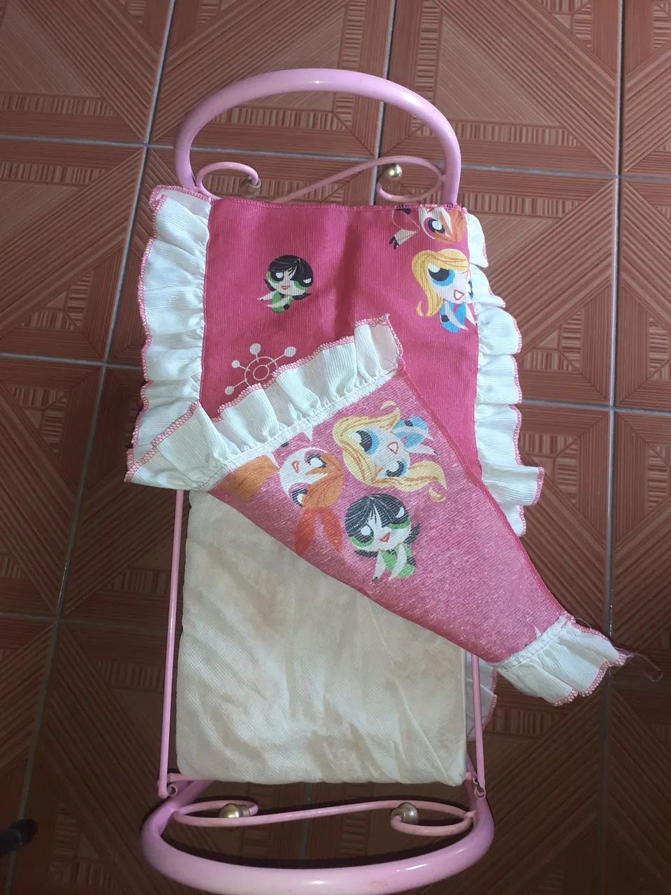 Beliche Para Bonecas - Hello Kitty - Rosa - Foto 4