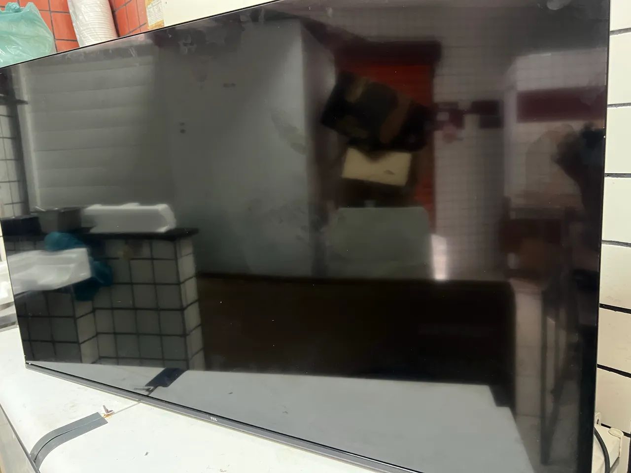 TV TCL 50 polegadas em perfeito estado 