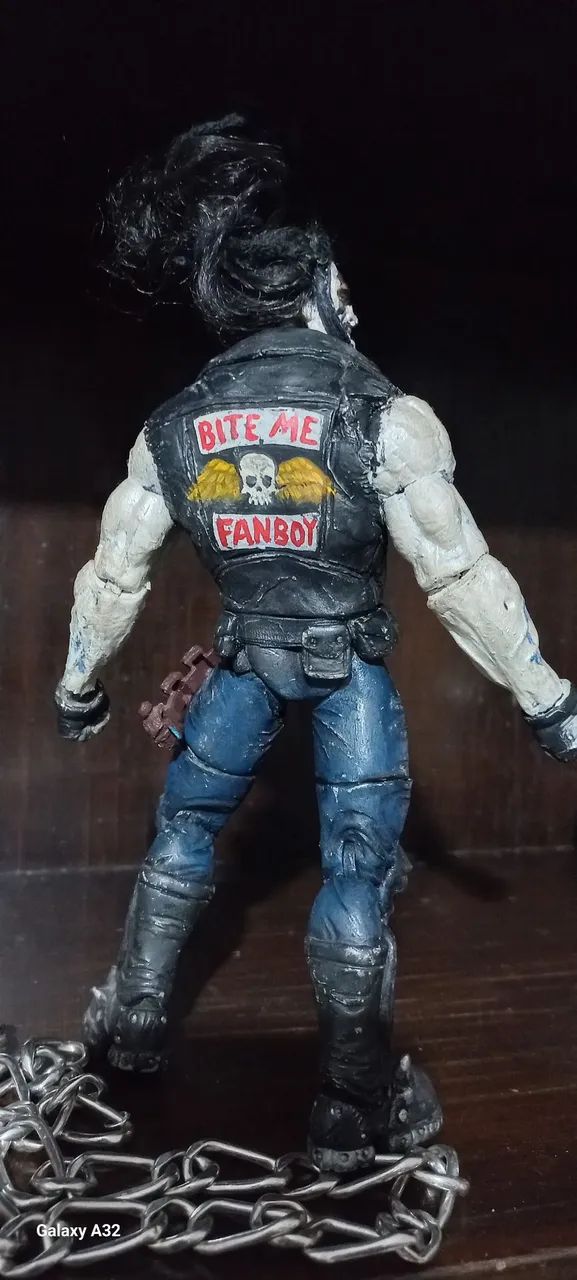 Lobo DC compatível MCFARLANE  - Foto 2