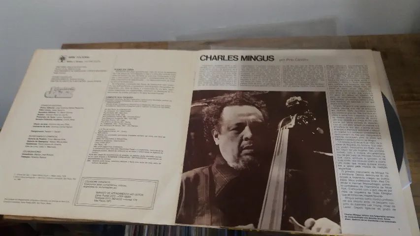 LP - Charles Mingus - Série Gigantes do Jazz - Foto 3