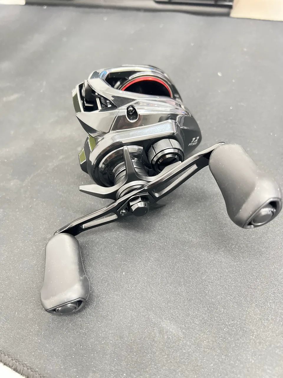 Carretilha DAIWA PT300 HL - Foto 4