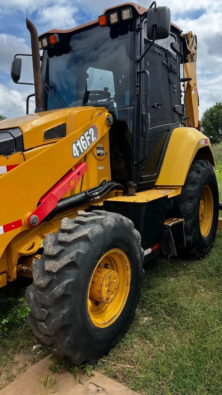 retroescavadeira CAT 416F