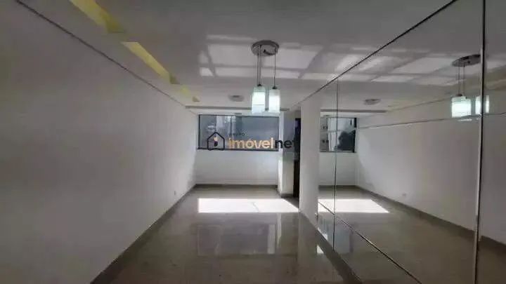 APARTAMENTO COM SUÍTE, VARANDA INTEGRADA E 2 VAGAS COBERTAS!