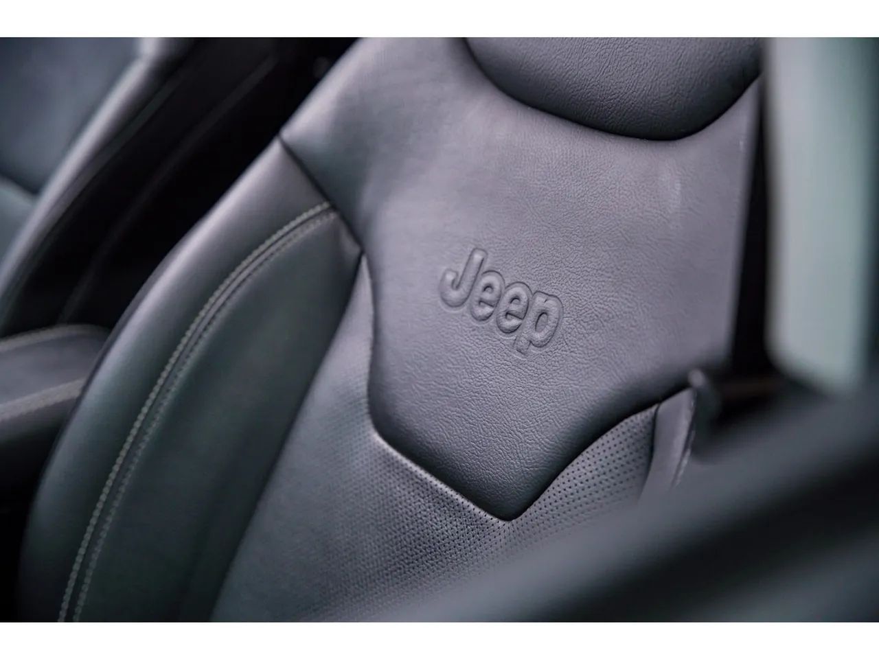 Jeep Compass LONG. T270 1.3 TB 4x2 Flex Aut., foto 9 de 20