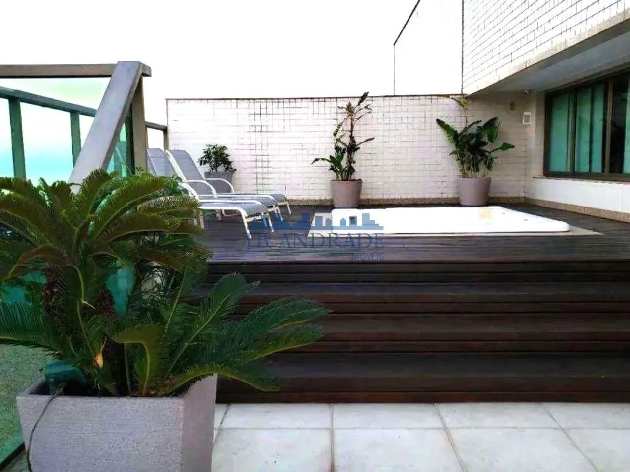 Costa Del Sol, cobertura duplex 350m2, 04 quartos, 03 vagas, excelente infraestrutura