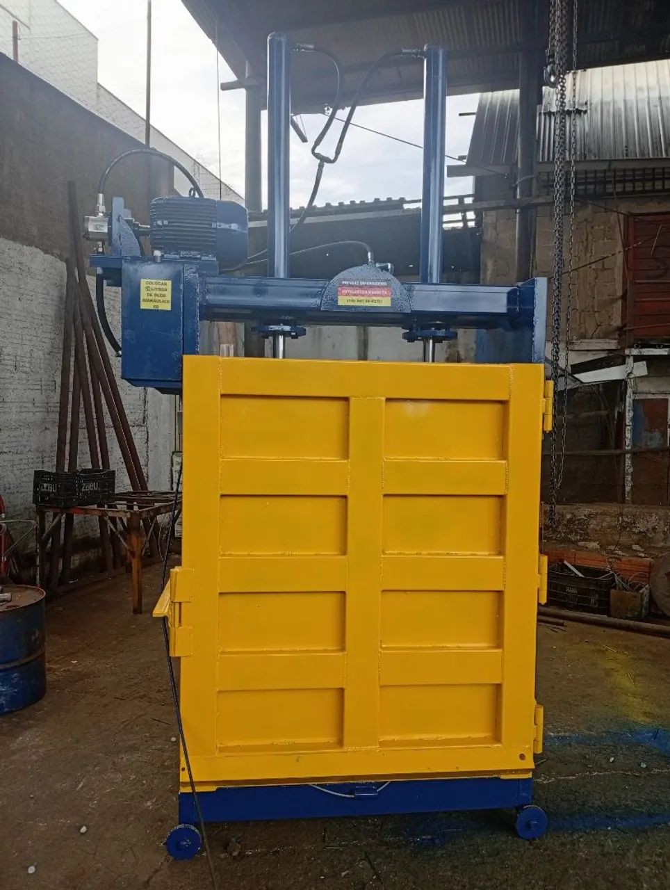 Prensa Enfardadeira fardos 450kg direto da fábrica Nova  - Foto 3