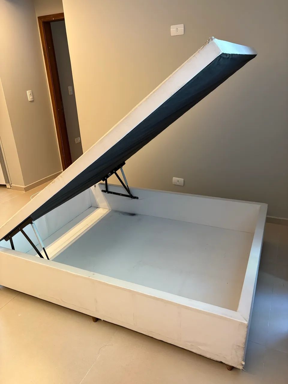 BAU CAMA DE CASAL 150 REAIS - Foto 2