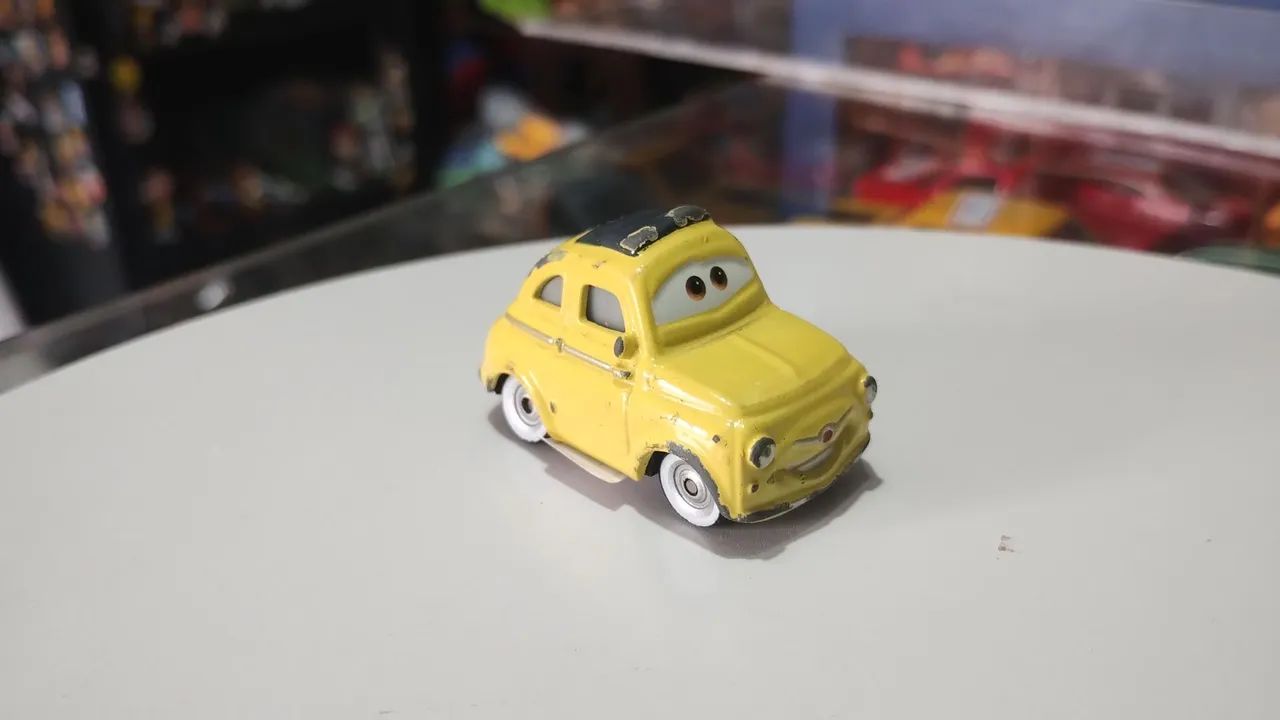 Cinco carrinhos do relâmpago McQueen - Foto 2