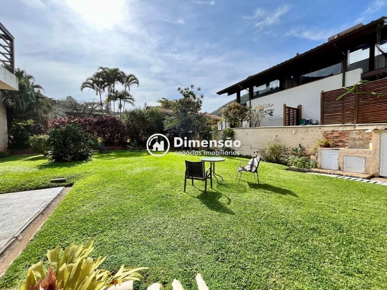 Casa de Condomínio com 4 Quartos à venda - Sambaqui - Foto 3
