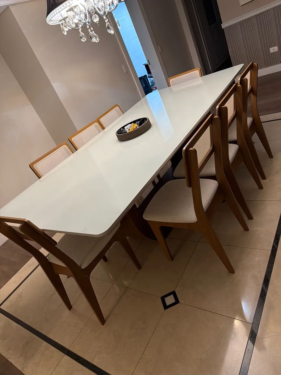 Mesa + 8 cadeiras 
