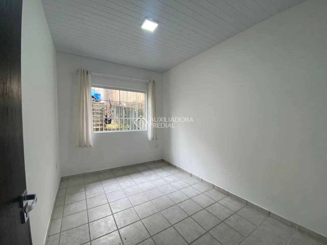 Auxiliadora Predial aluga Casa residencial de 2 dormitórios no Centro de Florianópolis. - Foto 5