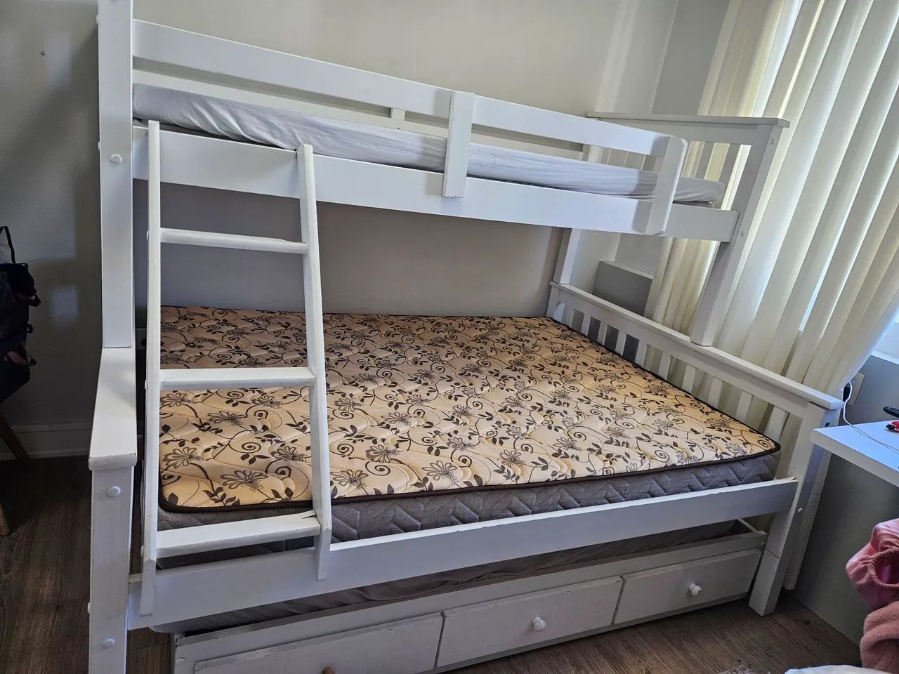 Vendo treliche casal de madeira Maciça  - Foto 2