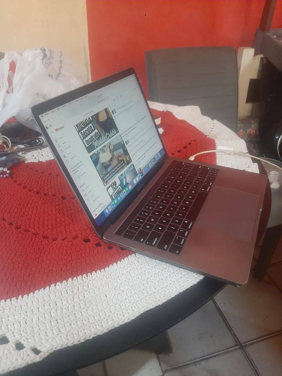 Macbook 13 pro sem marca de uso - Foto 3
