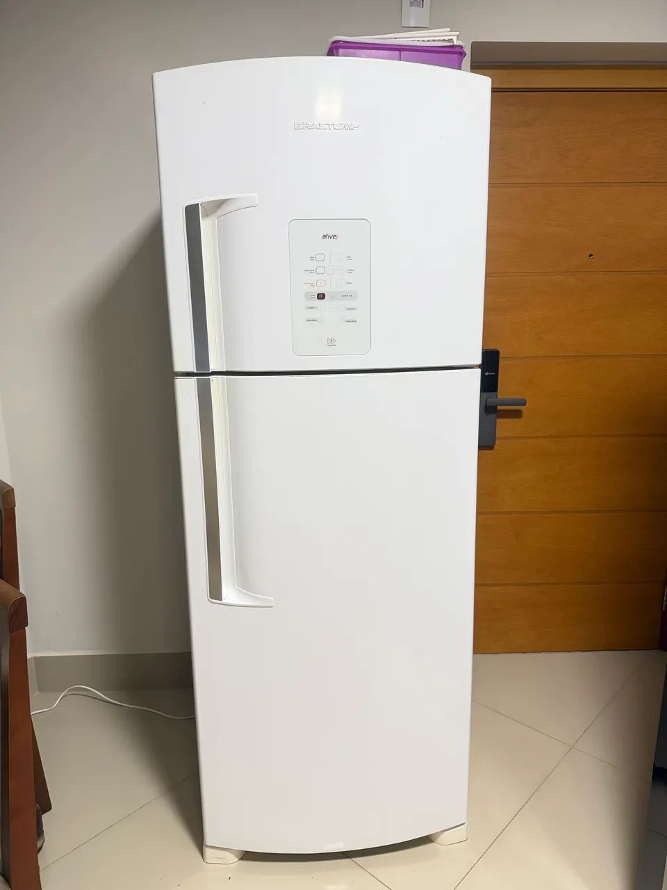 Geladeira Brastemp Active branca. 