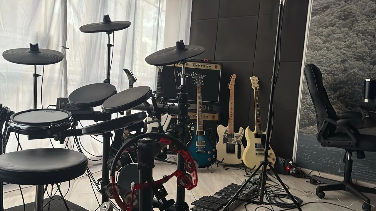 Aulas de mixagem para DJ no estúdio - Foto 3