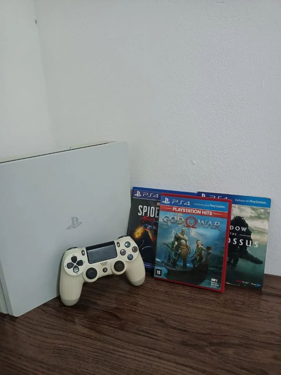 PS4 SLIM - BRANCO 