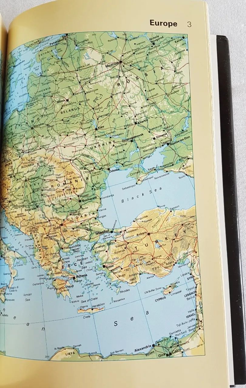  The Oxford Dictionary of the World (David Munro) - Capa Dura - Foto 4