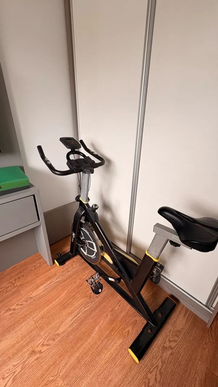 Bike Ergométrica com Medidor - Foto 3