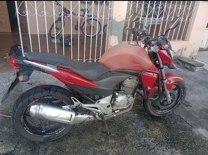 Vende-se CB 300 2010 - Foto 3