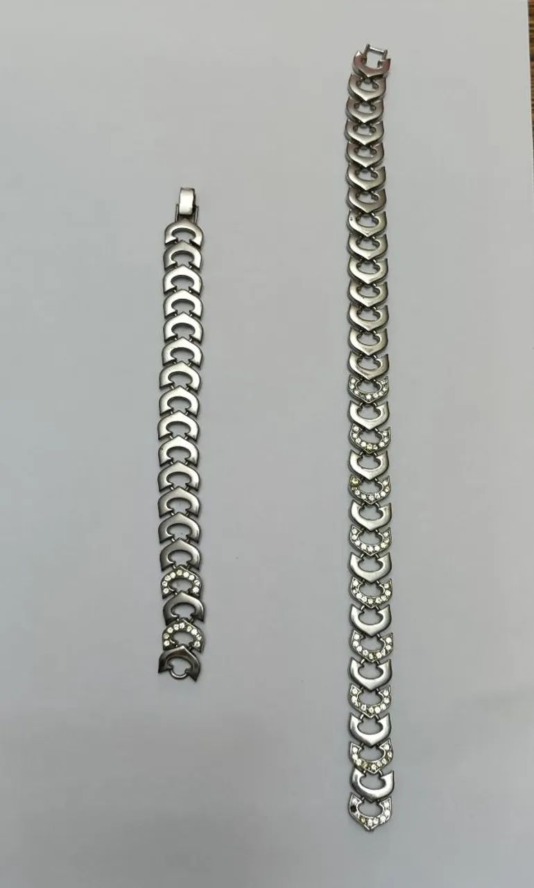 Conjunto Feminino Colar e Pulseira Prateados com Strass Elegante