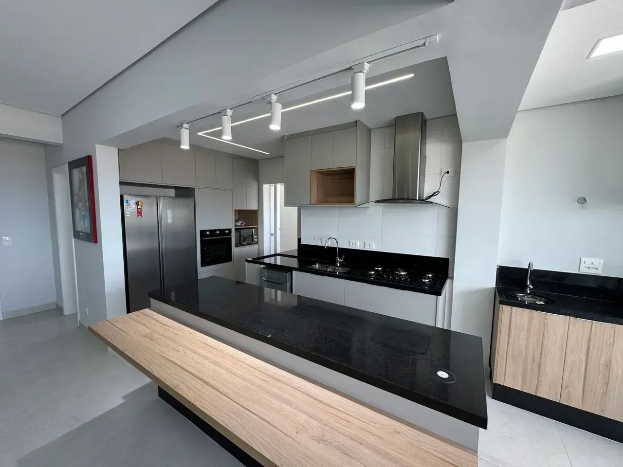 Duplex para aluguel possui 173 metros quadrados com 4 quartos - Foto 4