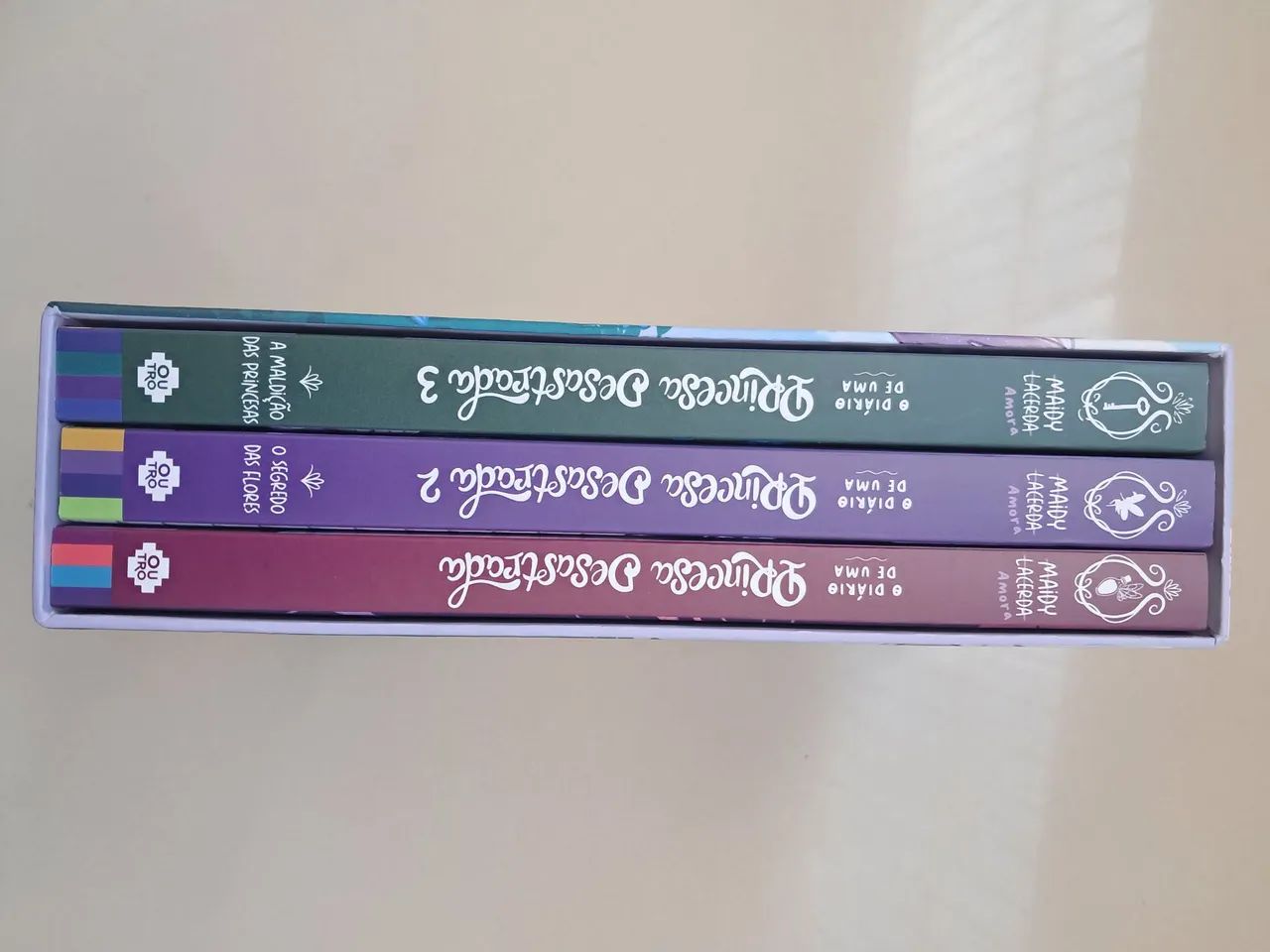 BOX - O DIÁRIO DE UMA PRINCESA DESASTRADA - Foto 4