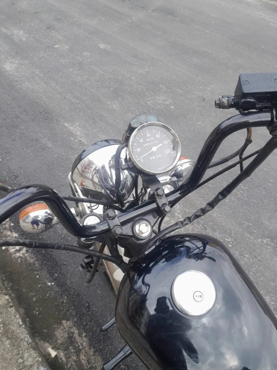 Custom personalizada intrunder 125  - Foto 3