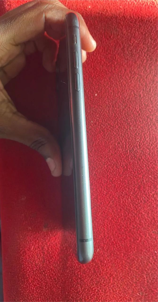iPhone 11/ 128GB - Foto 3