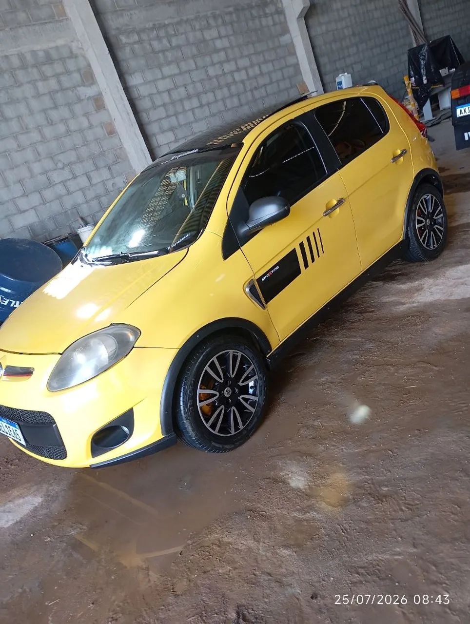 Fiat Palio Sporting 1.6 Flex 16V 5P 2013
