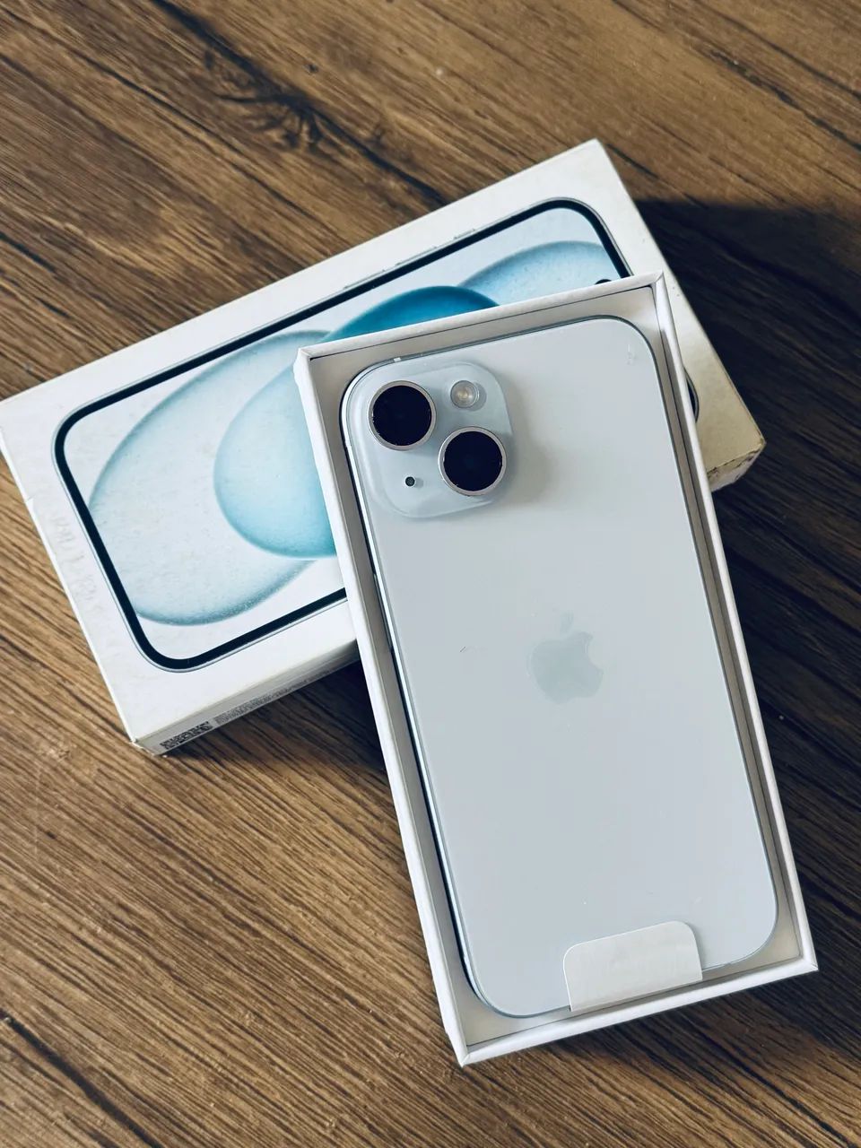 iPhone 15 azul - Foto 2