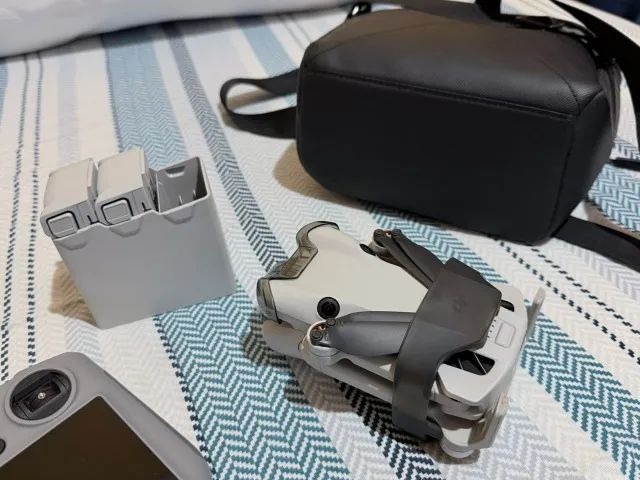 Drone Dji Mini 4 Pro Fly More Combo (dji Rc 2) - Foto 4