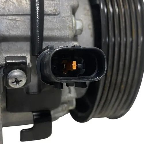Compressor Ar Cond Hyundai Elantra 2.0 2017 97701f2800 - Foto 7