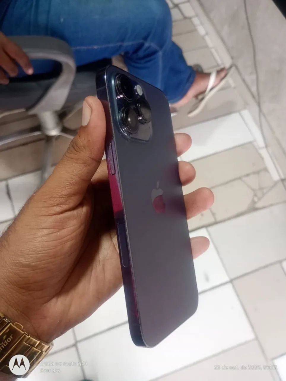 14 pro max, Troco por iPhone superior com volta minha  - Foto 3