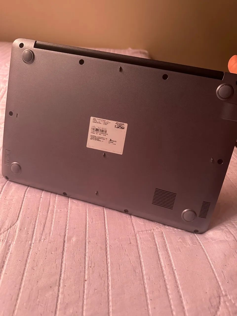 Vendo notebook com apenas 1 ano de Uso - Foto 3