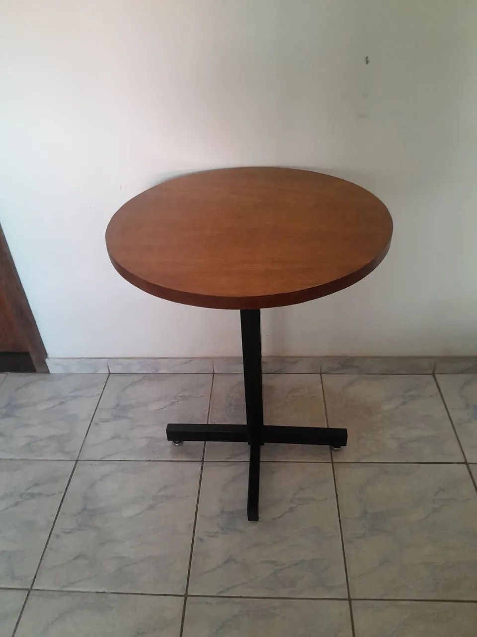 Mesa redonda para restaurantes e hamburgueria  - Foto 4