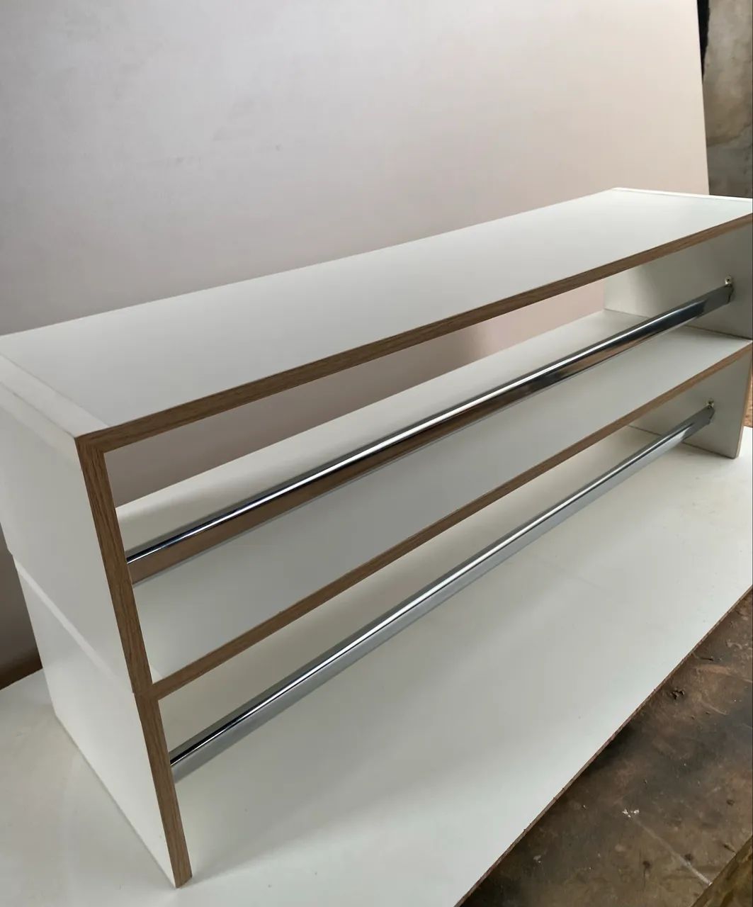 2 araras de mdf branco 