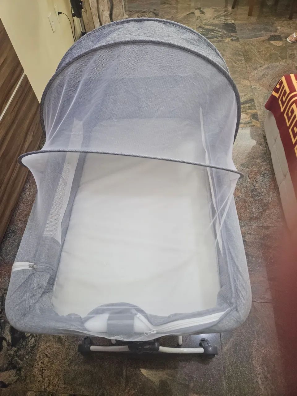 VENDO BERÇO PARA BEBÊS. SUPER NOVO! - Foto 2