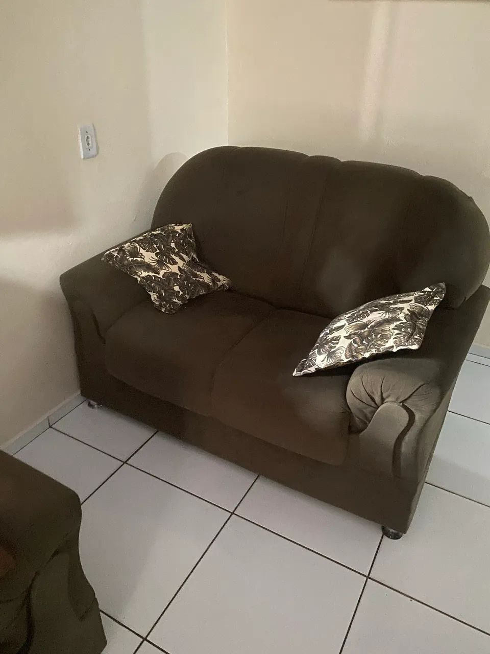 Vendo sofá por 400 reais
