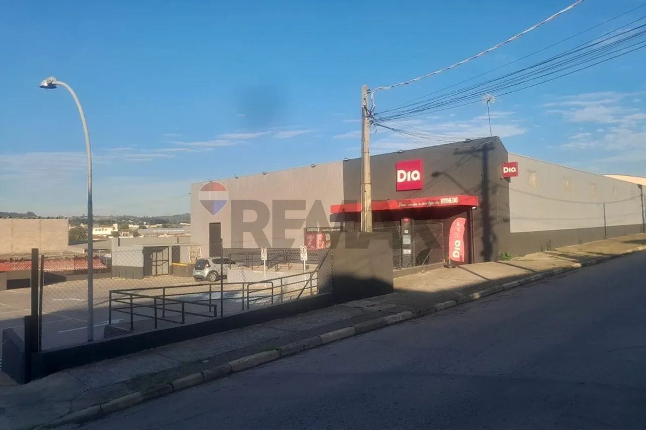 REMAX ALUGA / PRÉDIO COMERCIAL / 38 VAGAS / 923m² / CENTRO / R$ 45.000 MÊS / VINHEDO-SP - Foto 4