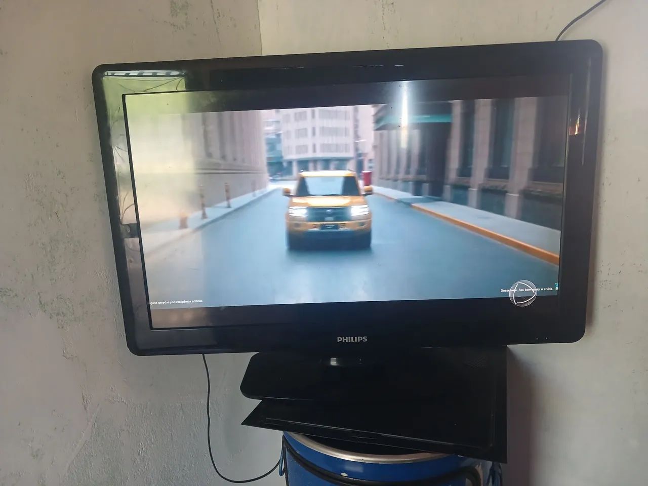 Vendo tv philips 32 polegadas não é smart  - Foto 3