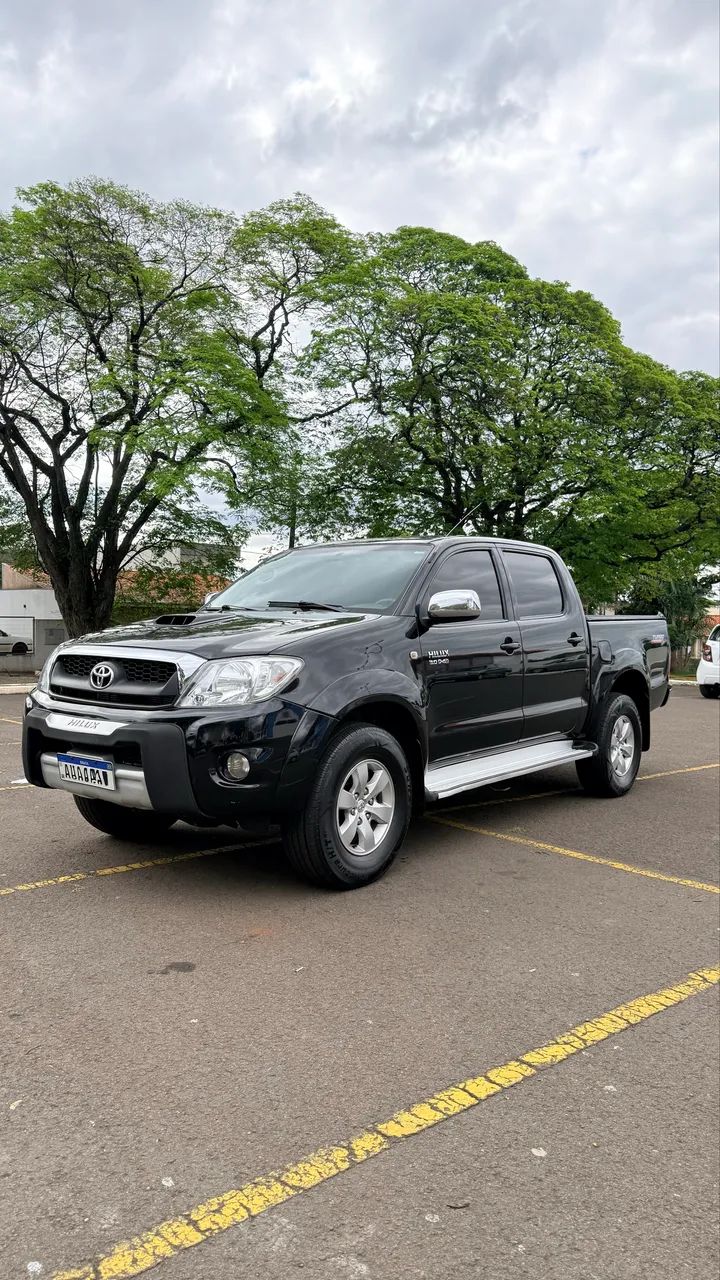 Toyota Hilux Hilux CD SRV D4-D 4x2 3.0 163cv TDI Dies 2011