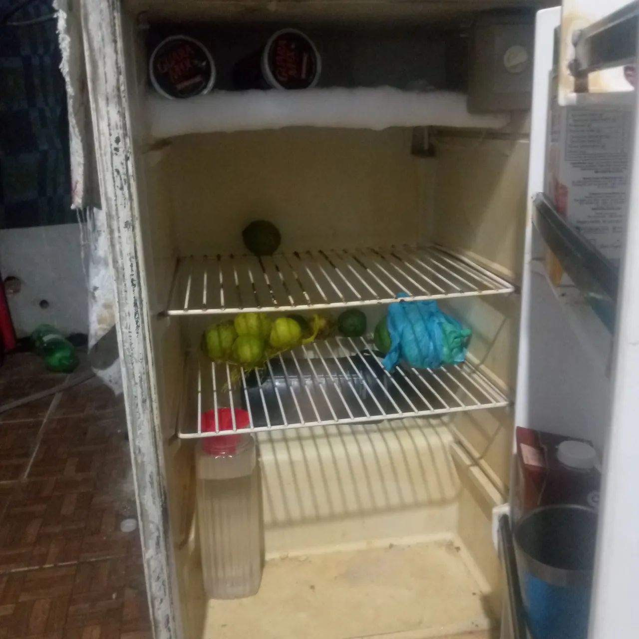 Frigobar Usado Ótimo Estado - Foto 2
